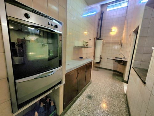 Gral. Paz Al 100 - Casa De 5d - Ideal Para Actividad Comercial - Terreno De 9 X 70