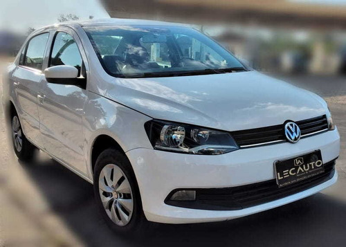 Imagem 2 de 10 de Volkswagen Voyage City 1.6 2014