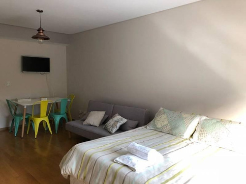 Imagen 5 de 10 de Venta Monoambiente Luminoso- Villa Del Parque