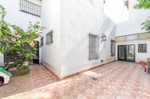 Venta Casa 5 Ambientes Con Cochera Versalles