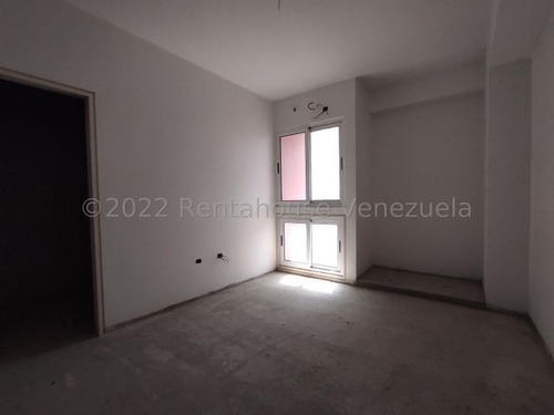 Imagen 3 de 30 de Apartamento Obra Gris Resd. Reina Victoria La Arboleda (piscina Y Planta Eléctrica) 22-22343 Ejc 0424-3439046