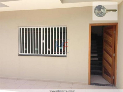 Imagem 4 de 17 de Ref: 2689 - Excelente Sobrado Em Condomínio Fechado Sendo 2 Suítes, Sala, Cozinha, Porcelanato Na Sala, Sacada, Sanca De Gesso. 70 M². - 2689