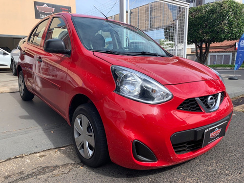 Nissan March Vermelho 2016