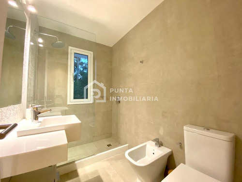 Imagen 9 de 30 de Venta Y Alquiler Temporal Casa 3 Dormitorios En Design Village, Solanas - Punta Del Este Ruta Interbalnearia