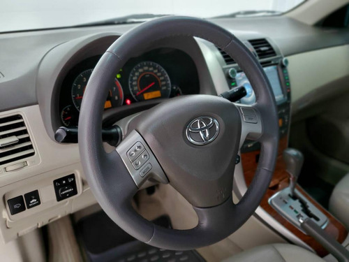Toyota Corolla 1.8 Seg At