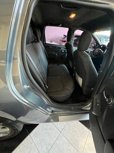 Renault Duster Oroch 2.0 Privilege