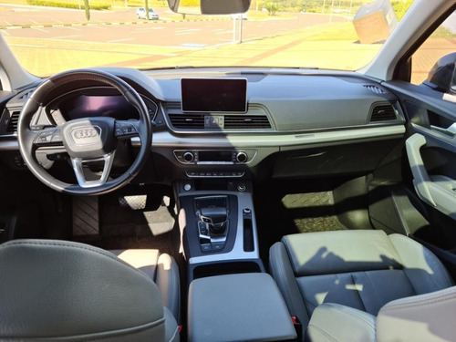 Imagem 5 de 14 de Q5 Ambiente 2.0 Tfsi Quattro S Tronic