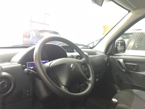 Imagen 7 de 24 de Berlingo Furgon Mixta Nafta 0 Km