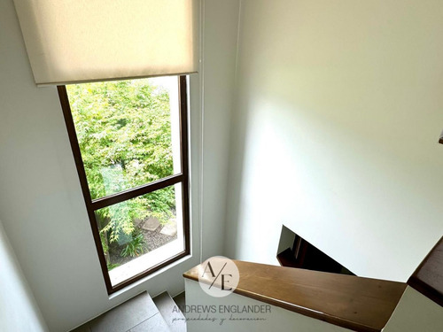 Impecable Casa Mediterránea En Condominio Monte Tabor
