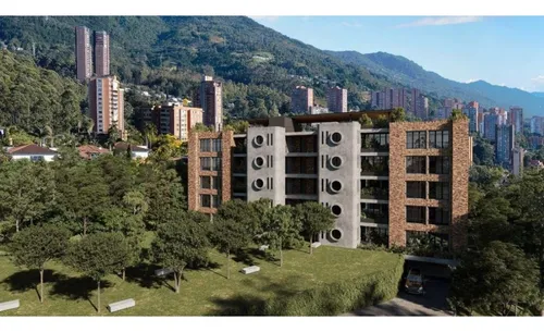 Gran Penthouse En Altos Del Poblado Para Venta