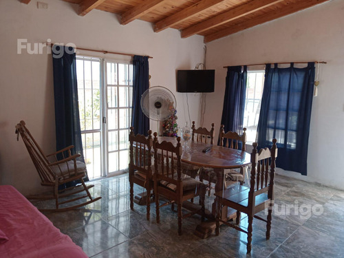 Casa 3 Dormitorios En Zavalla