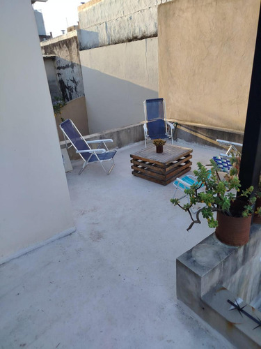 Casa En Venta - 2 Dormitorios 3 Baños - Cochera - 143mts2 - Villa Ballester