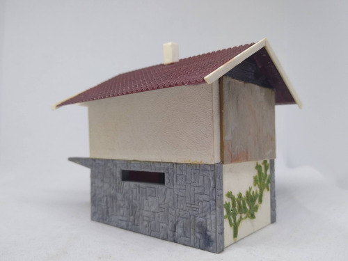 Imagen 4 de 10 de Nico Pequeña Casa Con Garage 7x5x8 Vollmer ? (cch 13a)