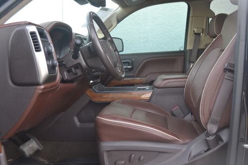 Imagen 11 de 15 de Chevrolet Cheyenne High Country 2018 Negra