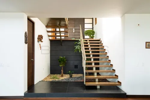 Casa En Venta En Las Lomitas. Cod V50990