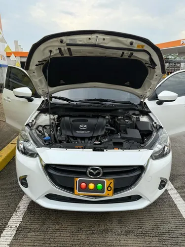 Mazda 2 1.5 Touring