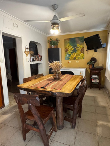 Venta Casa 5 Dormitorios Zona Av America