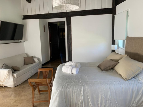 Imagen 10 de 28 de La Casa De Scott Con Pileta Y Jacuzzi Climatizado !
