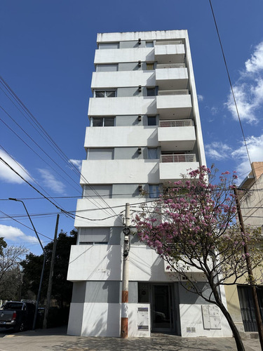 Departamento En Alta Cordoba