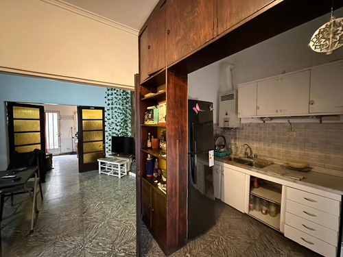 Venta Casa A Reciclar En Planta Alta Rosario - Echesortu