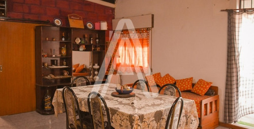 Imagen 5 de 12 de Casa Tres Dormitorios Arbilla 1