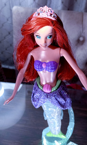 Muñeca Disney La Sirenita Ariel Luces Brillantes Mattel 2005 (Usado)