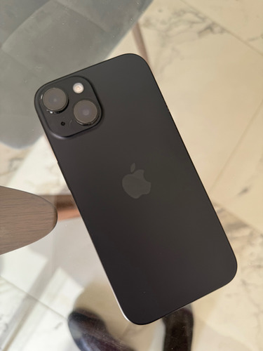 Apple iPhone 15 (256 Gb) - Negro (Usado)