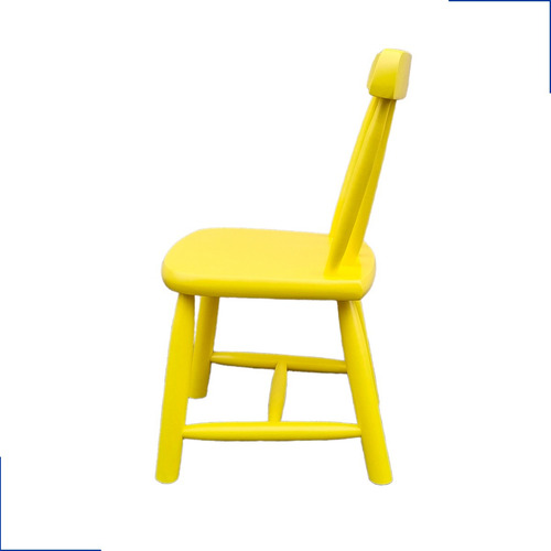 Cadeirinha Infantil De Madeira Criança Colorida Resistente Cor Amarelo