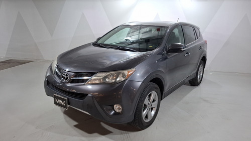 Toyota RAV4 2.5 XLE AWD AT