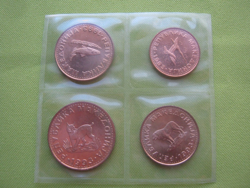 Macedonia Del Norte  4  Monedas Diferentes 