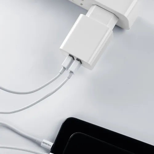 Cargador iPhone Ficha 2 Usb + Cable Lightning Garantido