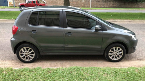 Imagen 2 de 10 de Volkswagen Fox 2012 1.6 Trendline