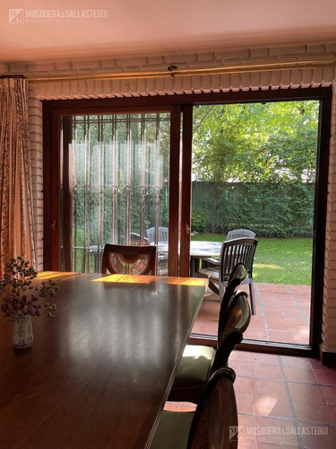 Imagen 12 de 30 de Casa En Excelente Zona De La Horqueta