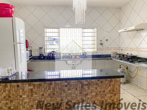 Imagem 4 de 15 de Imovel Para Investidores ! 3 Casas Grandes No Lote ! - 7528