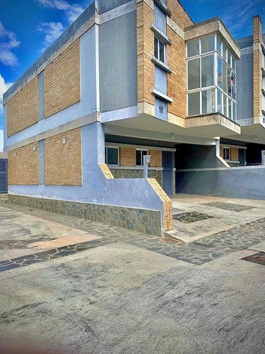 Townhouse En Colinas De Guataparo, Res. Villa Lago Atth-263