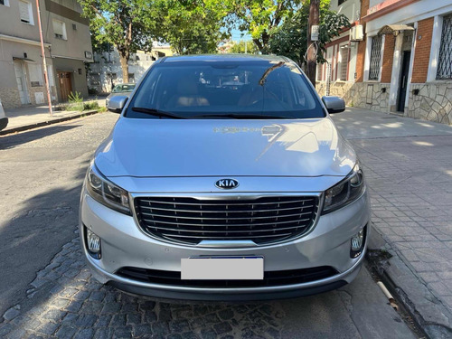 Kia Carnival 2.2 Crdi