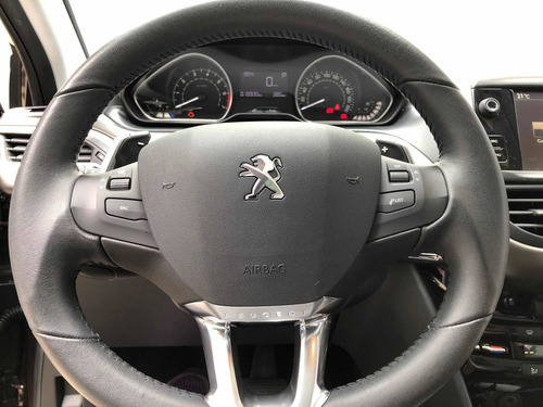 Peugeot 2008 1.6 16v Griffe Flex Aut. 5p 2017