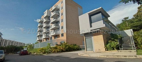 Imagen 1 de 30 de Apartamentos En Venta En Barquisimeto Lara Colinas Del Viento En El Mejor Conjunto Del Este De La Ciudad , Consta De Cocina, Área De Servicios, Recibo, Comedor, Balcón, Hab Principal Con Baño