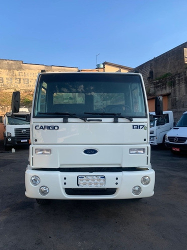 Imagem 3 de 15 de Ford Cargo 1317 Toco 4x2 06/06 Chassi Motor Novo