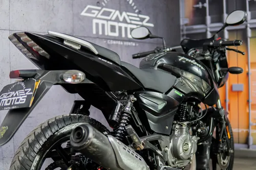 Bajaj Pulsar 180 Fi Neon 2020