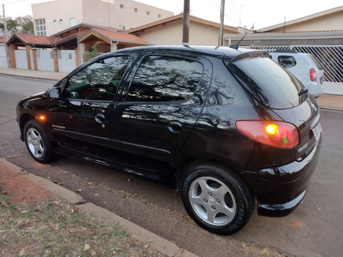 Imagem 3 de 8 de Pegout 206 Moonligth