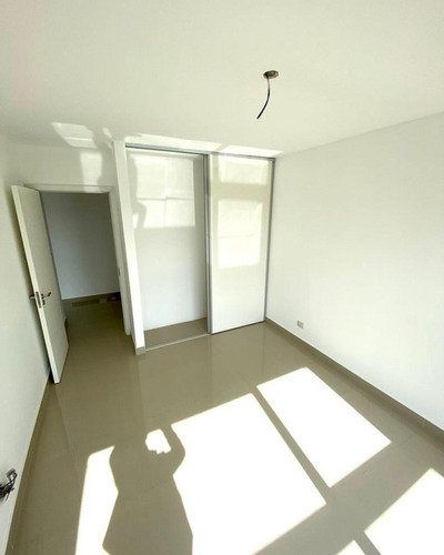 Imagen 4 de 13 de Departamento De 3 Ambientes - Vilanova Haedo