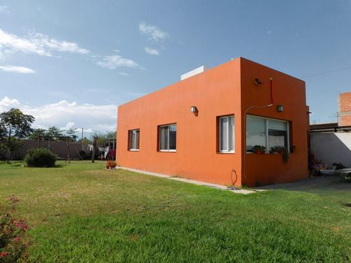 Hermosa Casa A La Venta Sobre Lote De 500 M2 En Cafayate