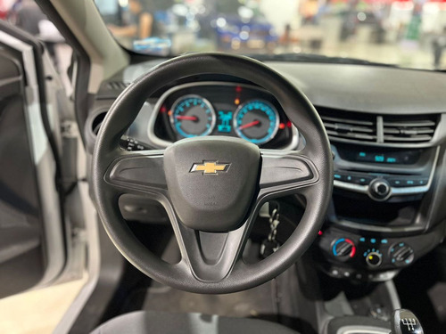 Chevrolet Aveo Hatch 1.6 Ls Mt
