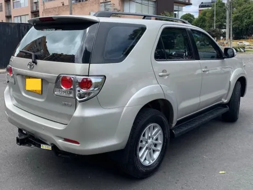 Toyota Fortuner 2.7l 4x2