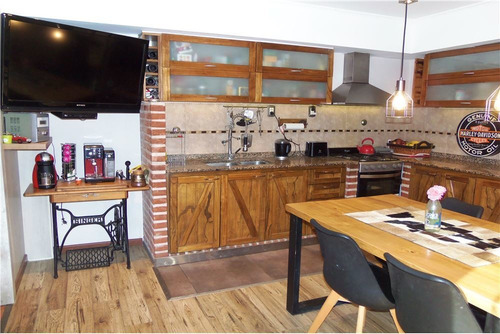 Venta Casa 5 Ambientes Cochera Quincho