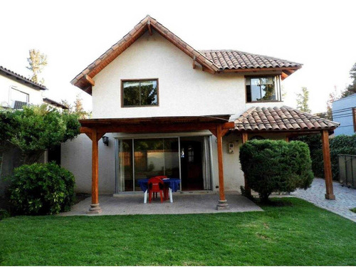 Se Vende-linda Casa Sector San Carlos De Apoquindo