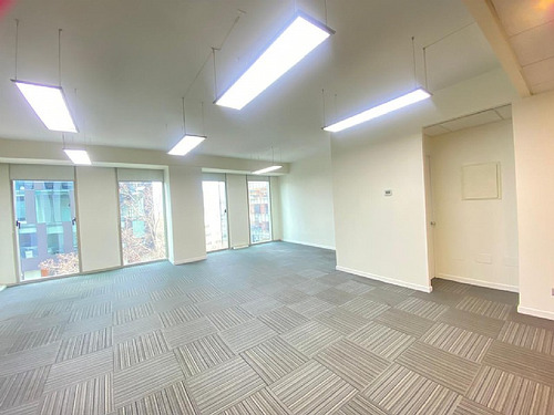 Oficina Open Space/luminarias/cortinas/cerca L 1 Y 6 Metro