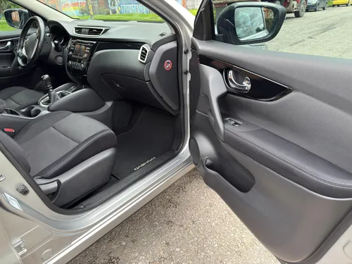 Nissan Qashqai ADVANCE 2.0 MEC 4X2