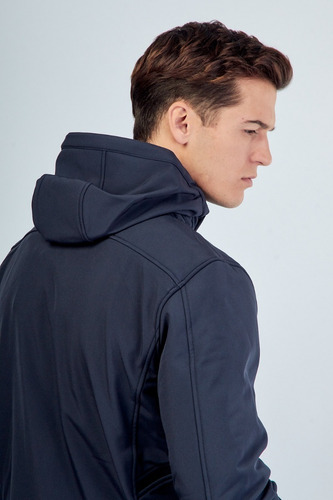 Imagen 4 de 9 de Campera Smart Kevingston